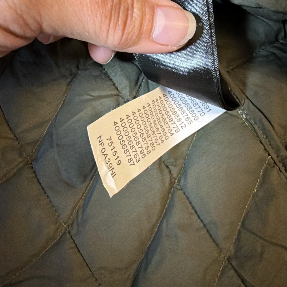 The North Face ThermoBall‎ Vest Mens Large Lime Green Quilted Full Zip Insulated